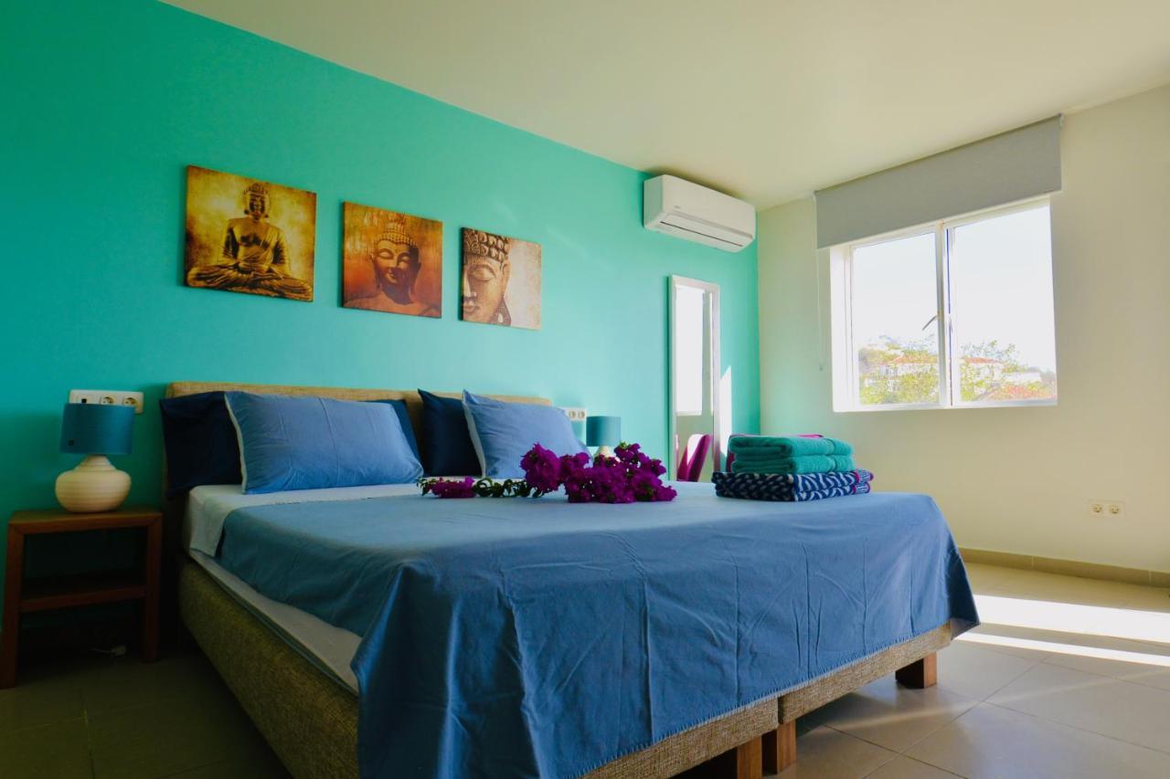 Blue Bay Beach Villas & Apartments Kamer foto